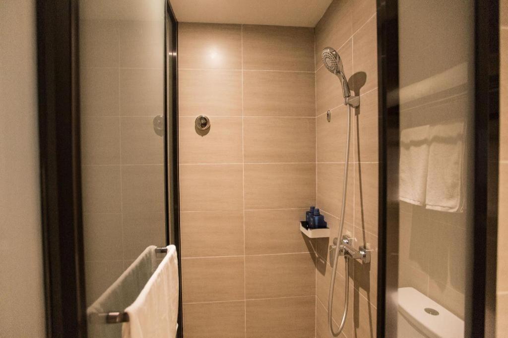 Hanting Qingpu Oriental Commercial Building Hotel
